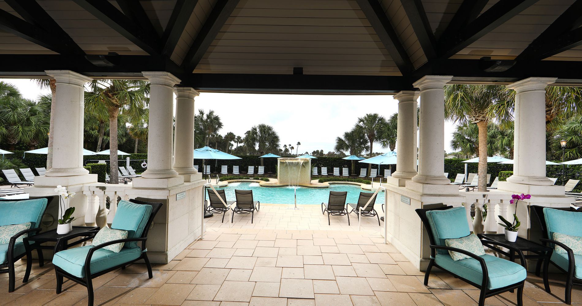 Covered area of the outdoor pool deck at the Inn Spa