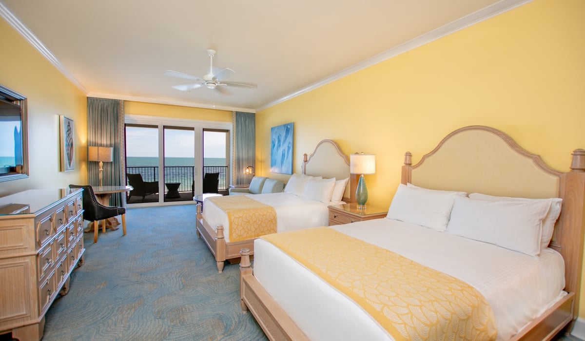 Ocean Peyton House King Bed
