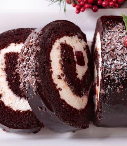 Holiday Cake Roll Cut