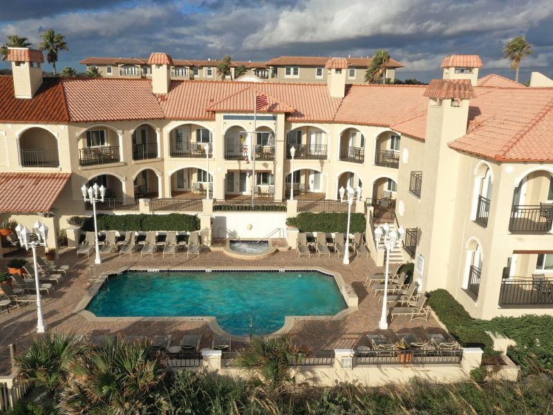 back pool of the inn and club