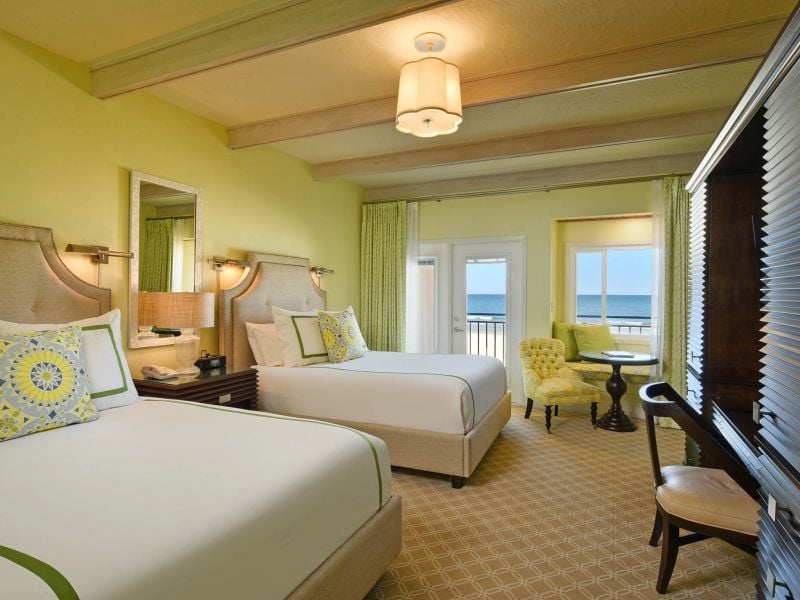 Superior Oceanview Queen Beds