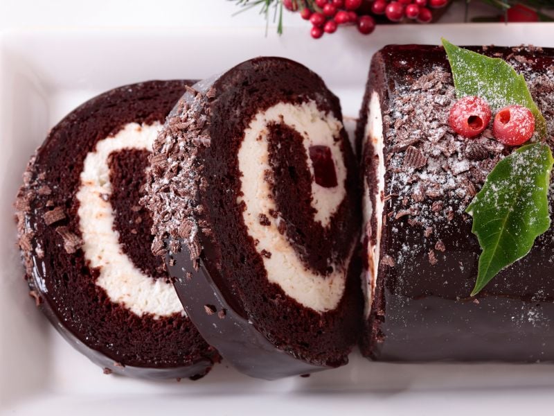 Holiday Cake Roll Cut
