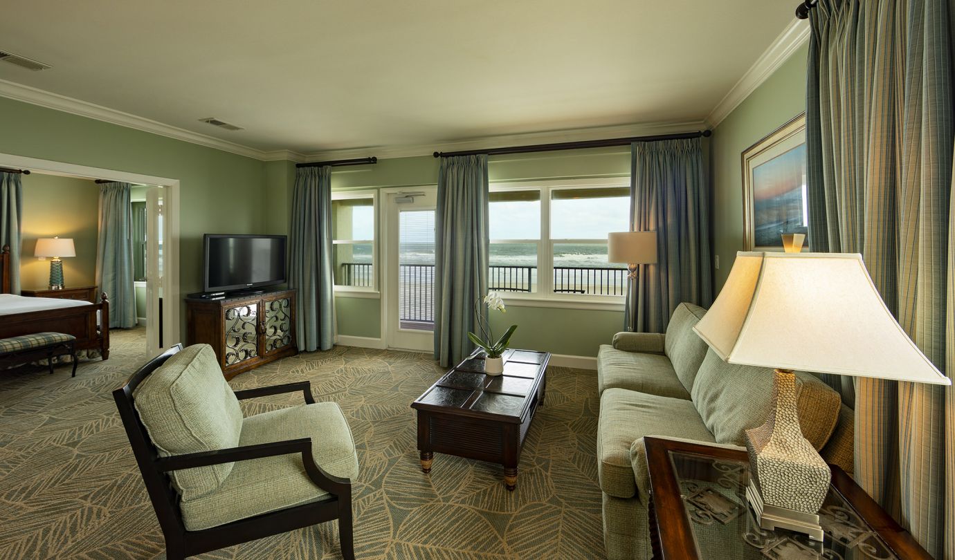 Oceanfront Suite at the Inn & Club