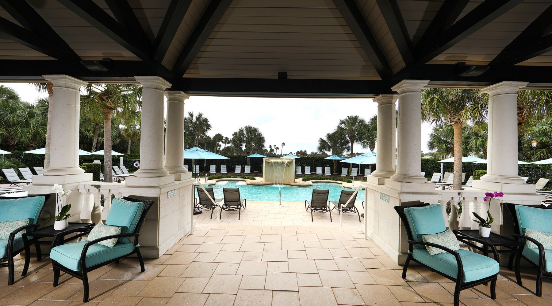 Covered area of the outdoor pool deck at the Inn Spa